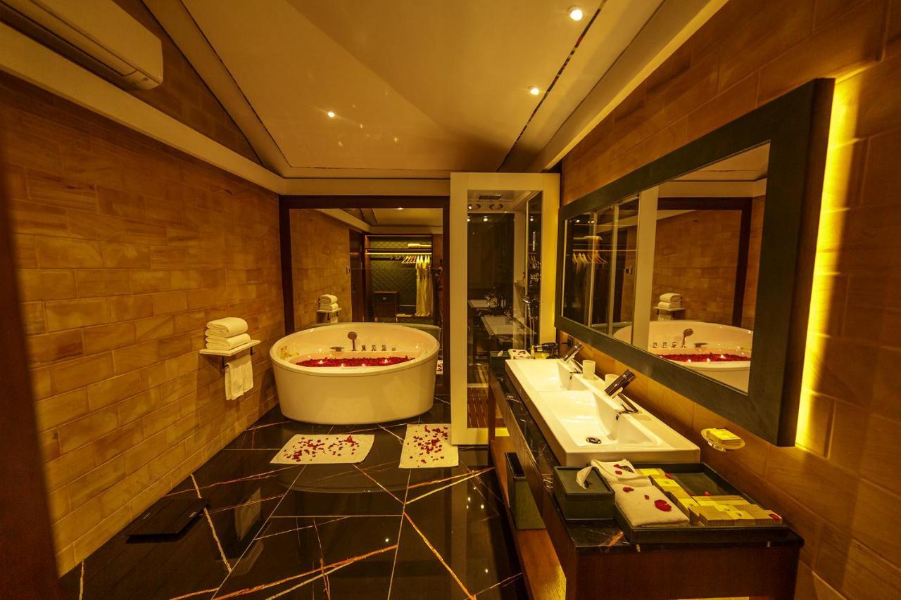 Data Resort By Della Adventure Lonavala Bagian luar foto