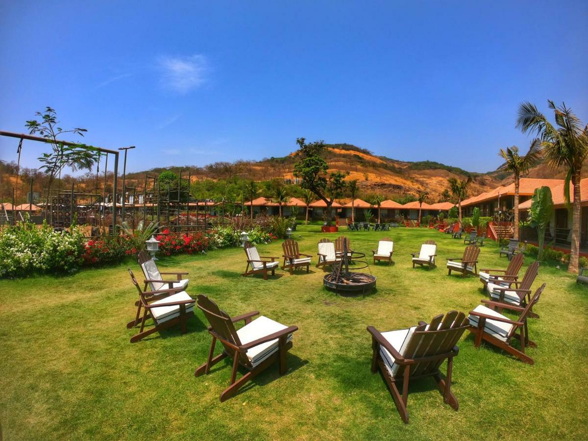 Data Resort By Della Adventure Lonavala Bagian luar foto