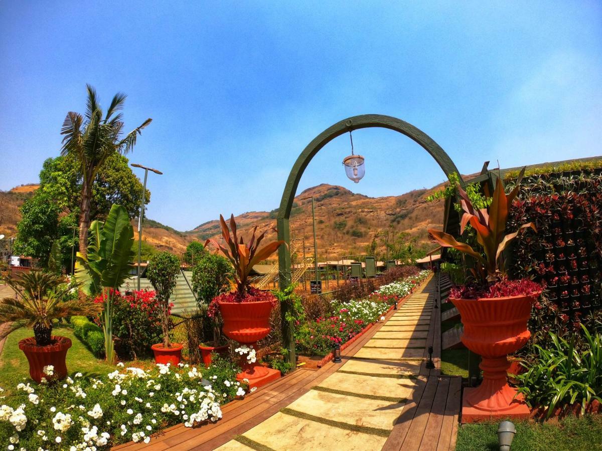 Data Resort By Della Adventure Lonavala Bagian luar foto